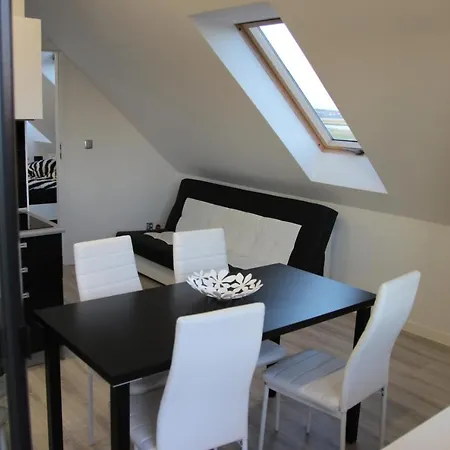 Sredni Apartament Nad Zalewem *
